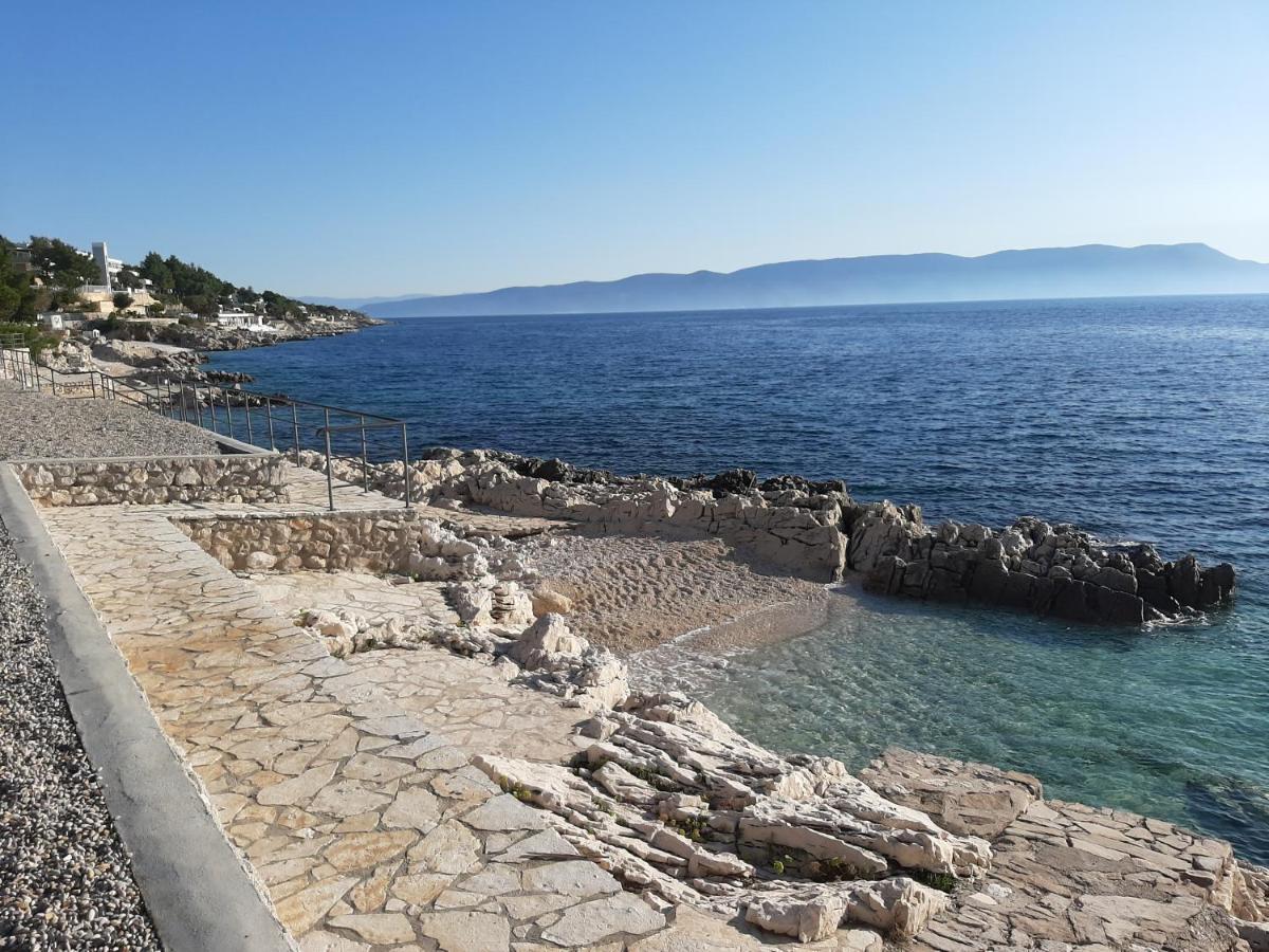 Apartment Sandra Rabac Εξωτερικό φωτογραφία